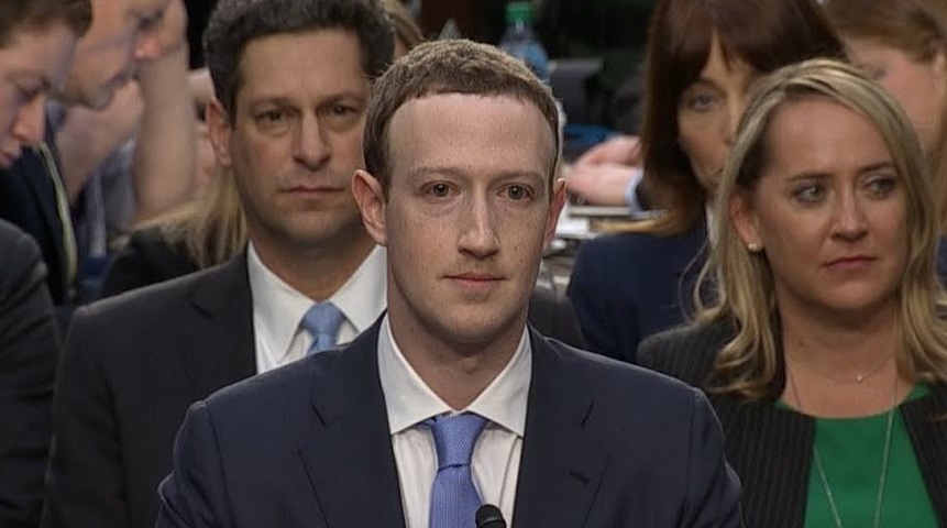 Mark Zuckerberg durante depoimento ao Congresso dos EUA sobre a influência do Facebook nas eleições